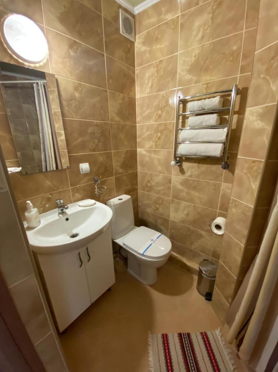 Hotel Three Korony Skhidnytsia Eksteriør bilde