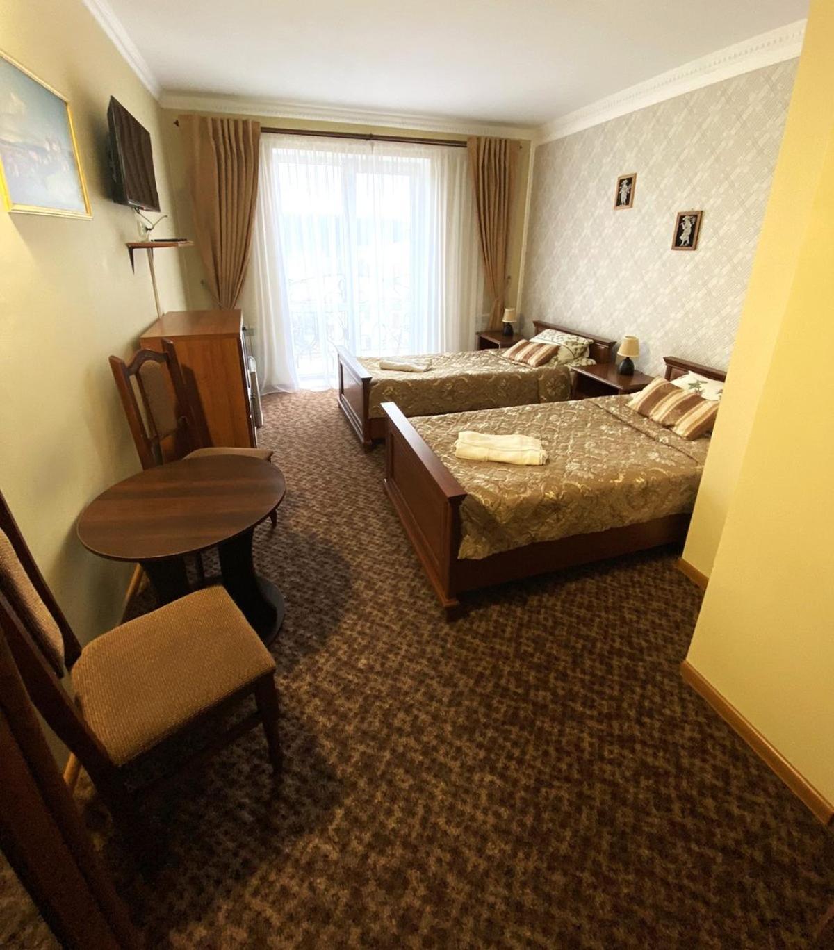 Hotel Three Korony Skhidnytsia Eksteriør bilde