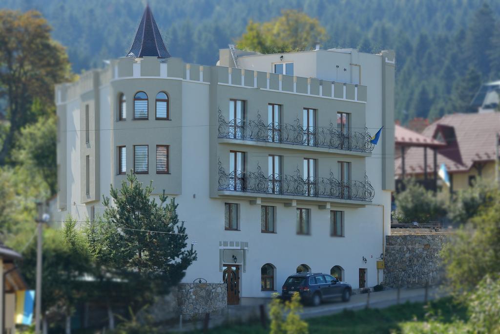 Hotel Three Korony Skhidnytsia Eksteriør bilde